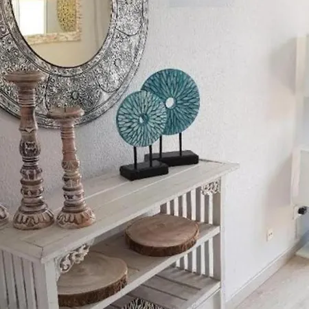 Sunvista Loft Frente Al Mar Con Piscina Y Terraza En Cristianos شقة