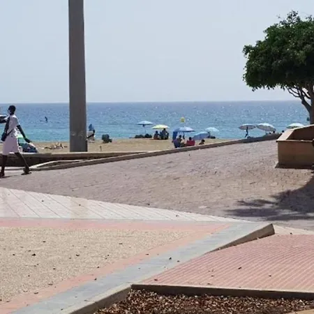شقة Sunvista Loft Frente Al Mar Con Piscina Y Terraza En Cristianos