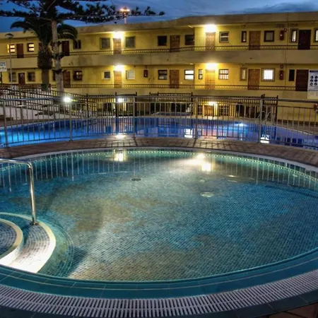 Sunvista Loft Frente Al Mar Con Piscina Y Terraza En Cristianos * Los Cristianos (Tenerife)
